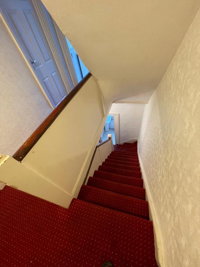 Elmdene Road - Large Room London Exterior photo
